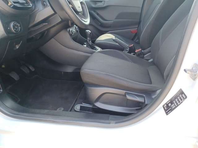 Fahrzeugbild eines Ford Fiesta
