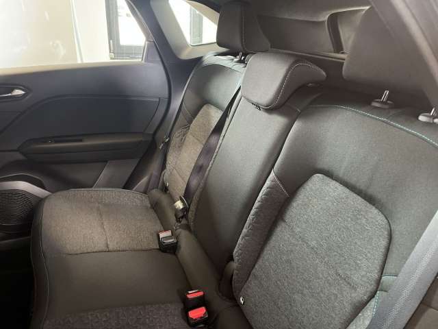 Fahrzeugbild eines Mitsubishi Grandis