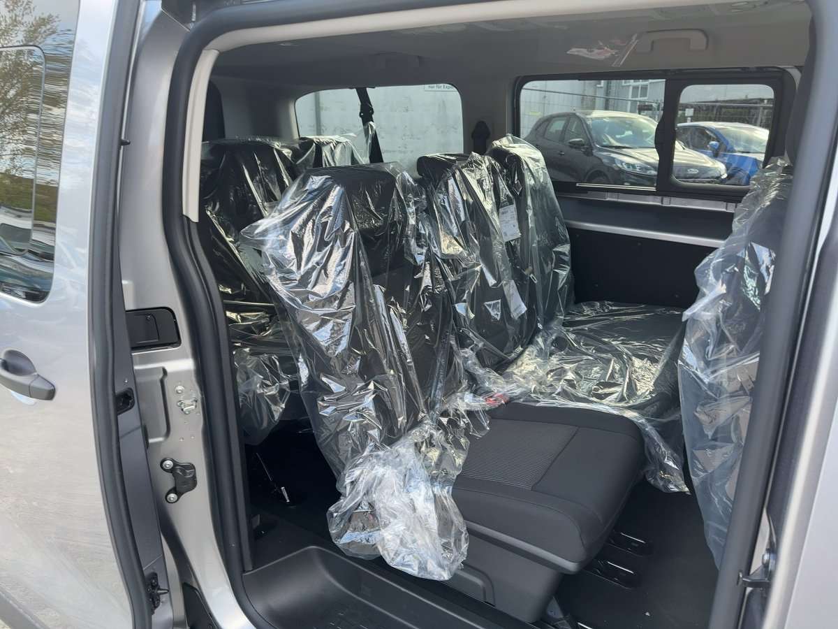 Fahrzeugbild eines Opel Vivaro