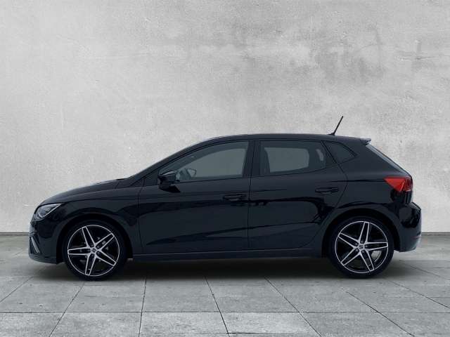 Fahrzeugbild eines SEAT Ibiza