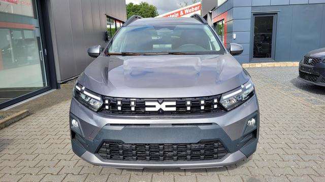 Fahrzeugbild eines Dacia Jogger