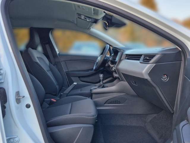 Fahrzeugbild eines Mitsubishi Colt