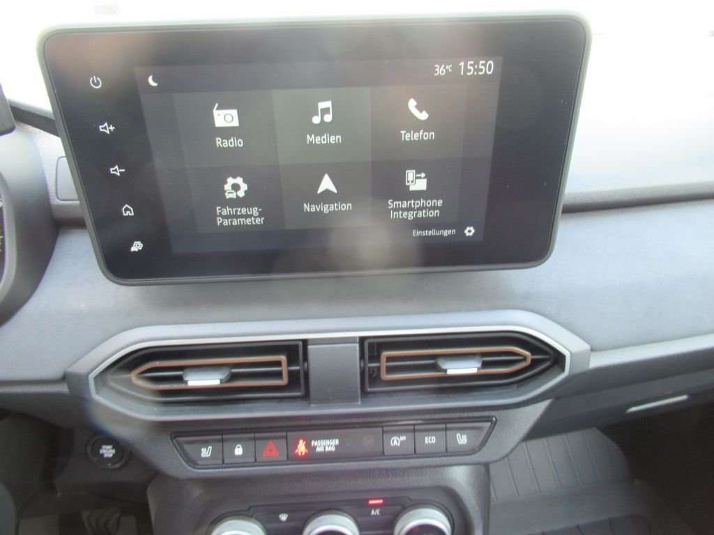 Fahrzeugbild eines Dacia Sandero