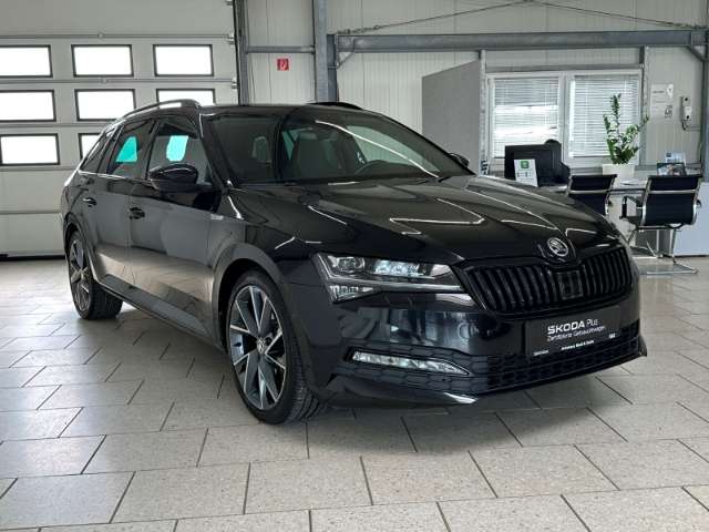 Fahrzeugbild eines Skoda Superb
