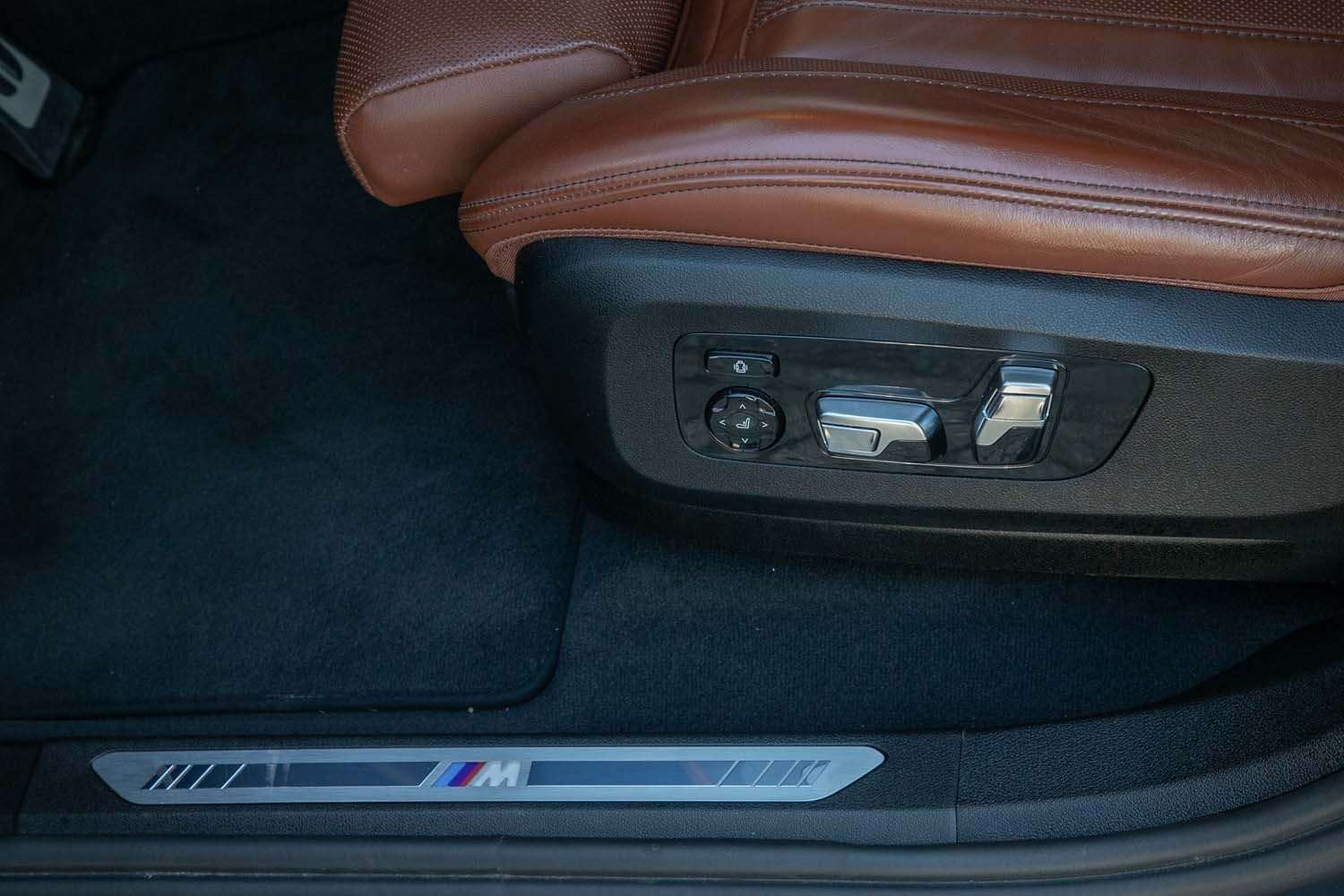 Fahrzeugbild eines BMW X6