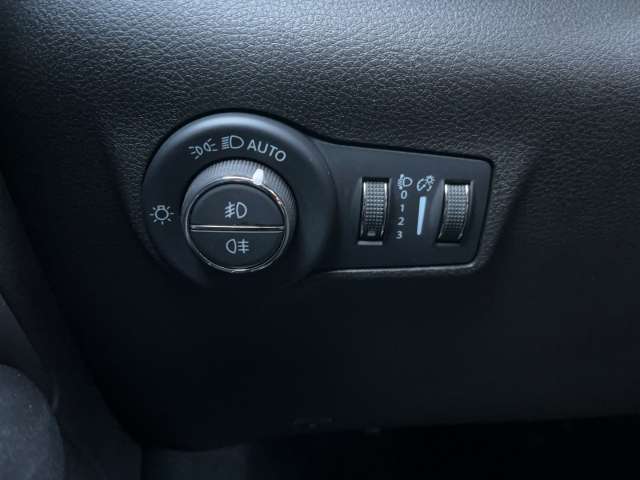 Fahrzeugbild eines Jeep Compass