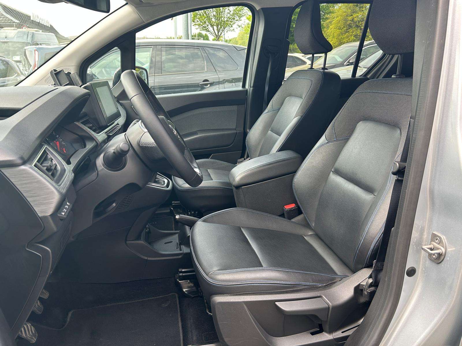 Fahrzeugbild eines Nissan Townstar