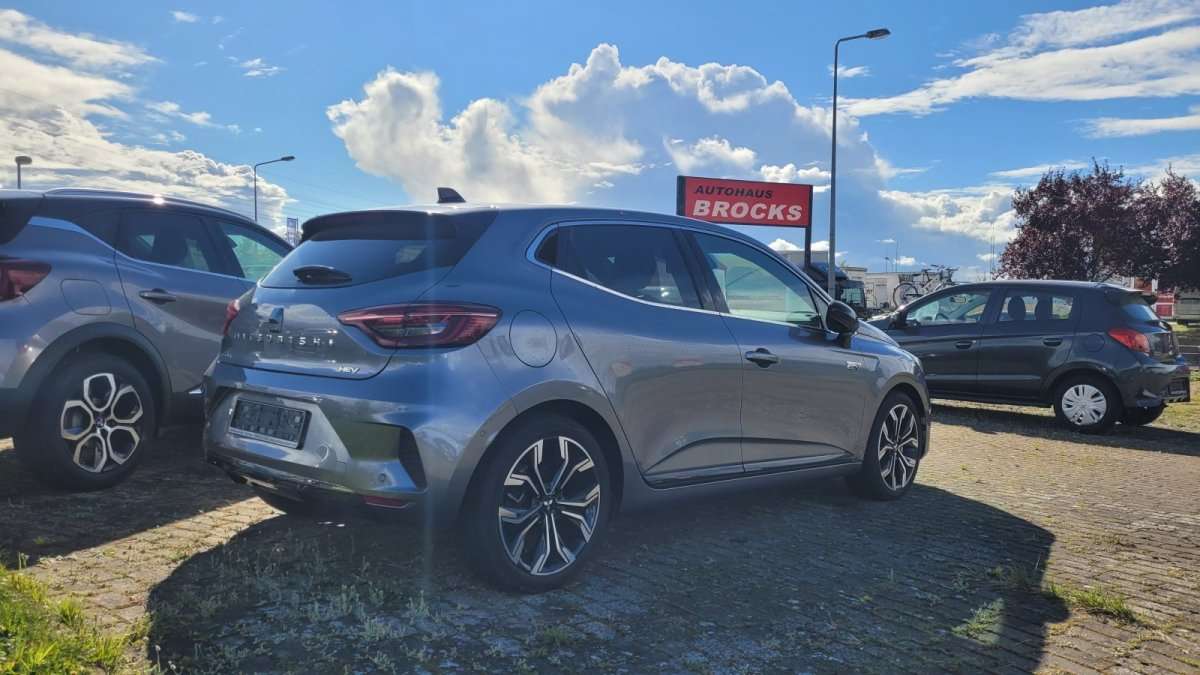 Fahrzeugbild eines Mitsubishi Colt