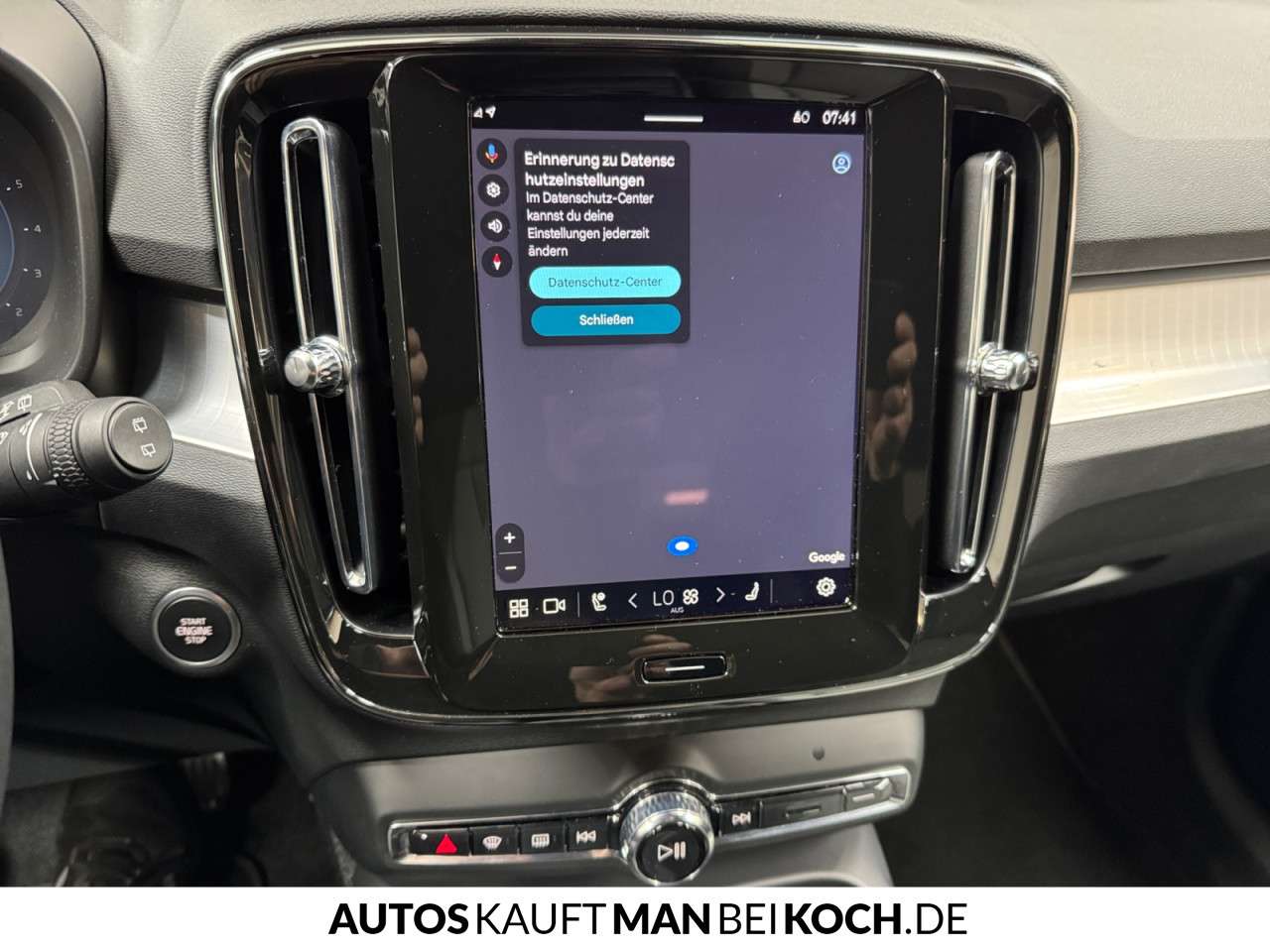 Fahrzeugbild eines Volvo XC40