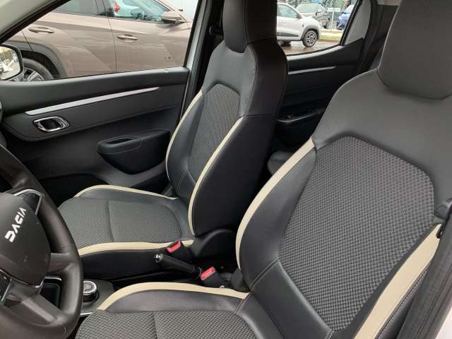 Fahrzeugbild eines Dacia Spring