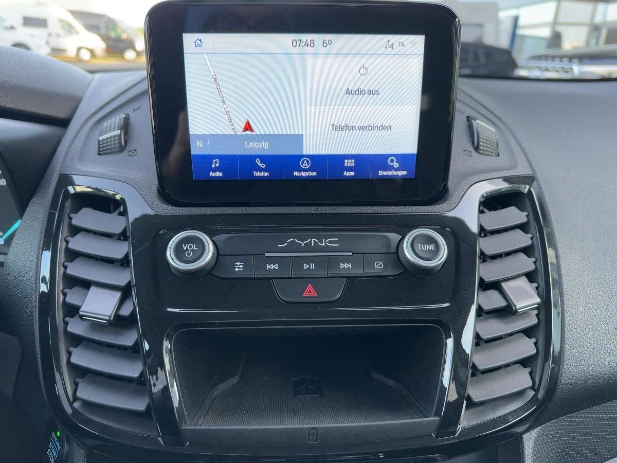 Fahrzeugbild eines Ford Grand Tourneo