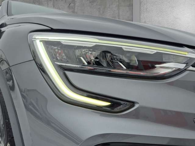 Fahrzeugbild eines Renault Arkana