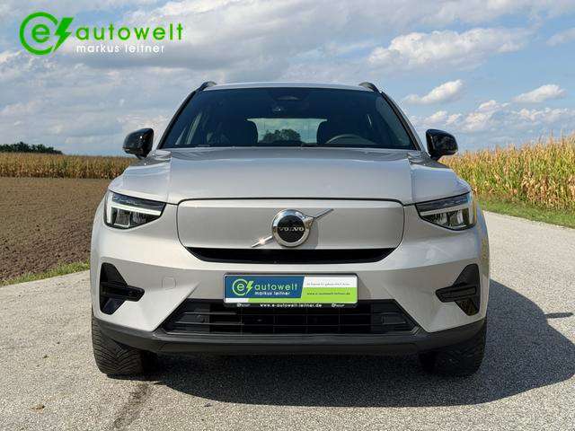 Fahrzeugbild eines Volvo XC40