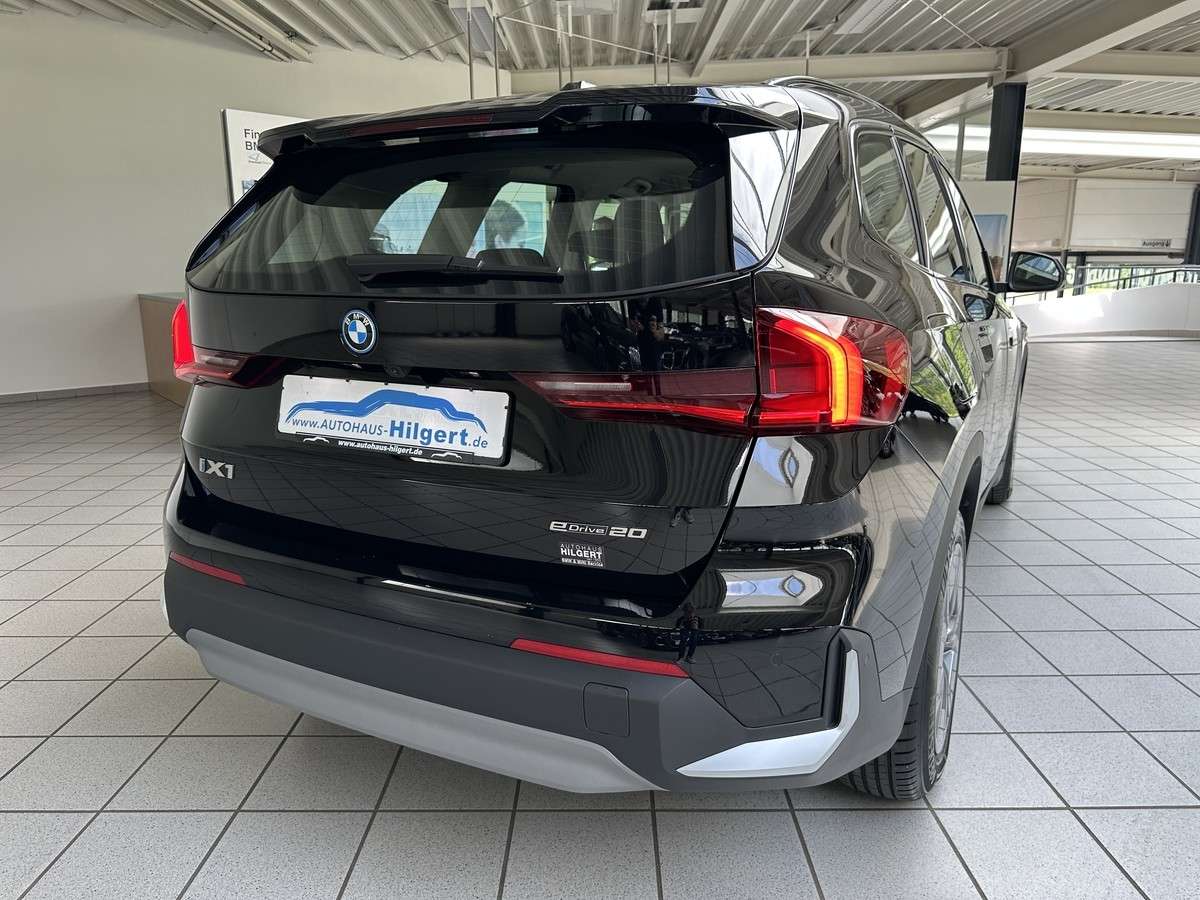Fahrzeugbild eines BMW iX1