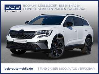 Schräge Frontansicht auf einen Renault Espace , freigestellt