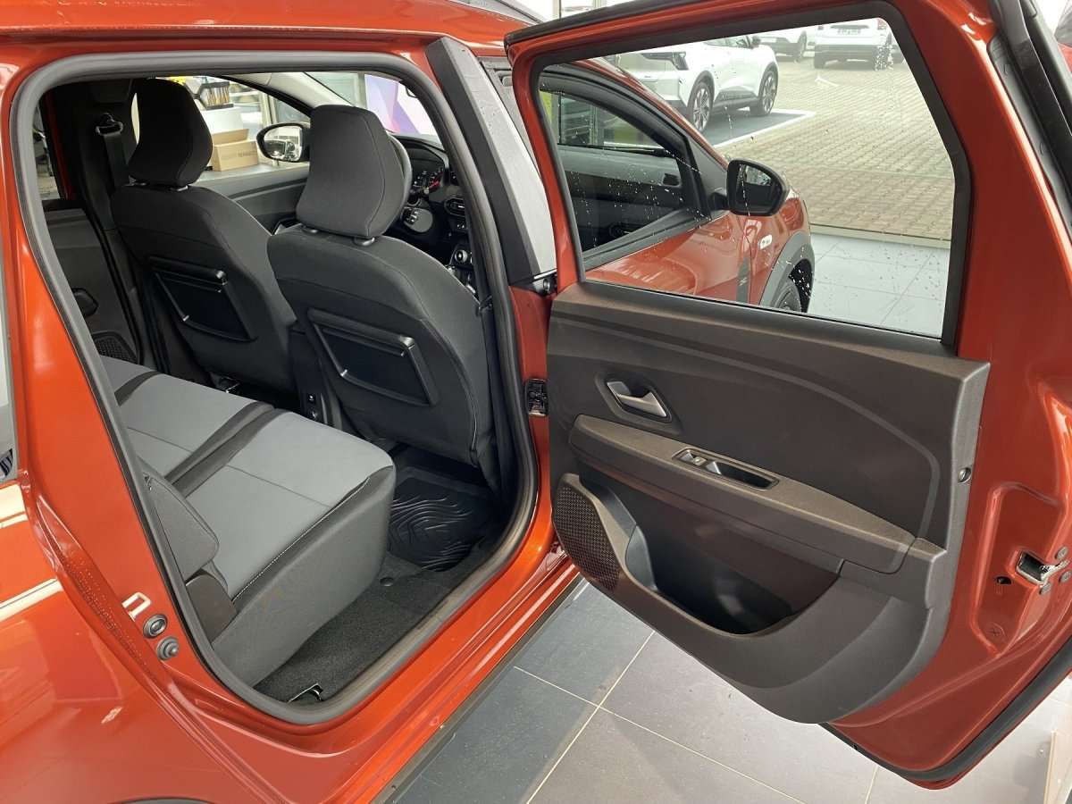 Fahrzeugbild eines Dacia Jogger