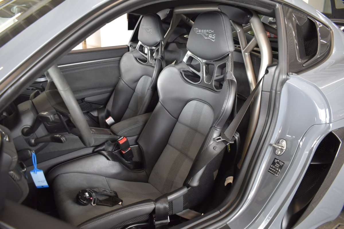 Fahrzeugbild eines Porsche Cayman