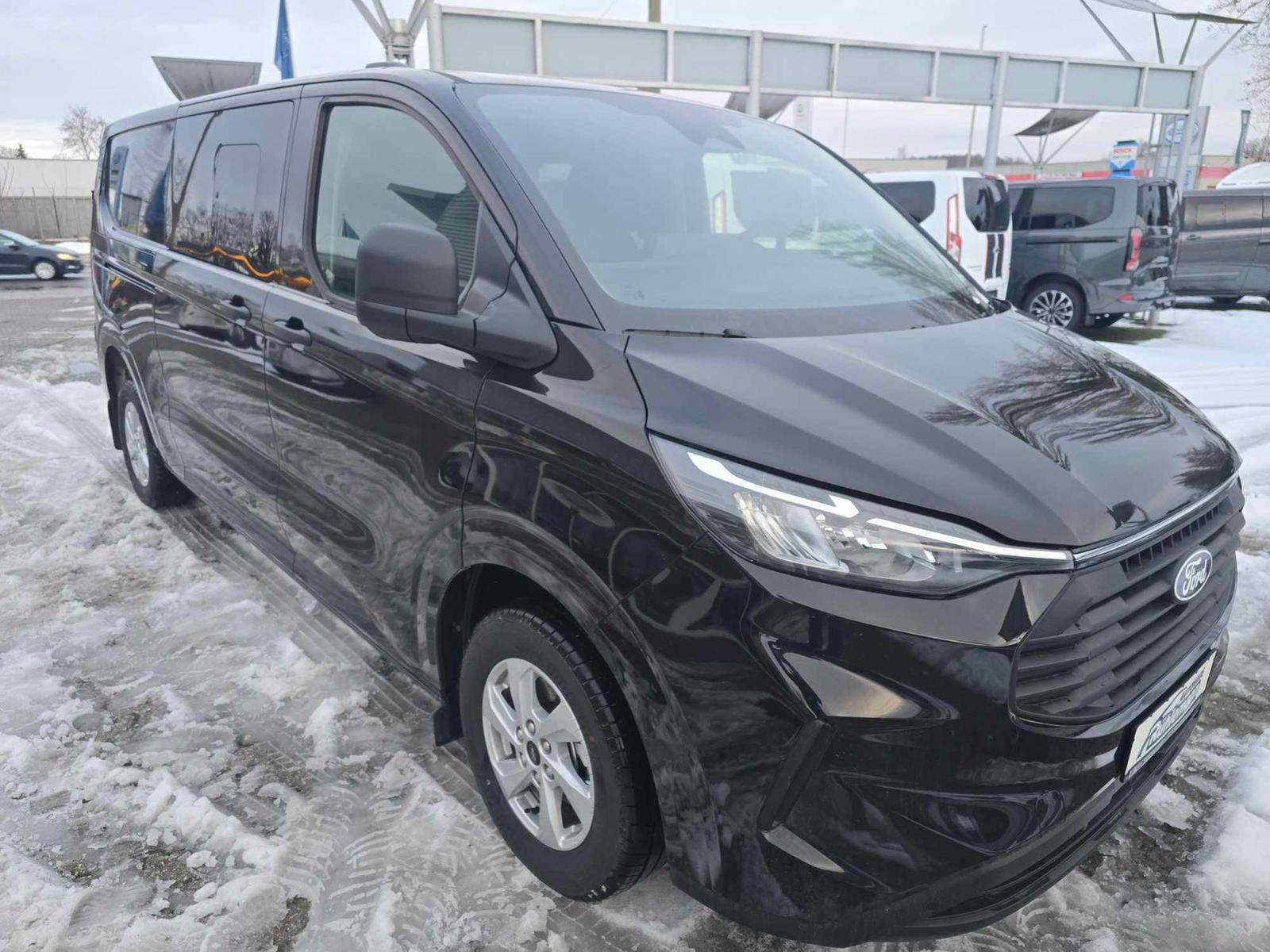 Fahrzeugbild eines Ford Transit Custom