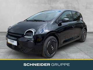 Schräge Frontansicht auf einen Renault Twingo , freigestellt