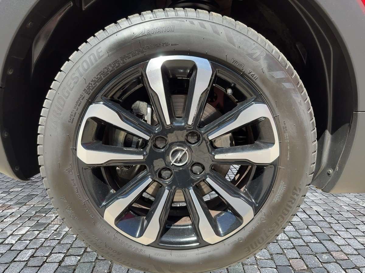 Fahrzeugbild eines Opel Crossland X