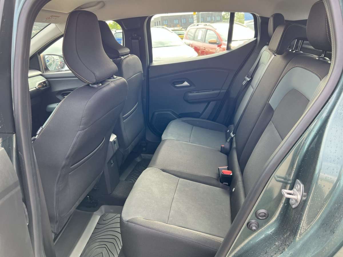 Fahrzeugbild eines Dacia Sandero