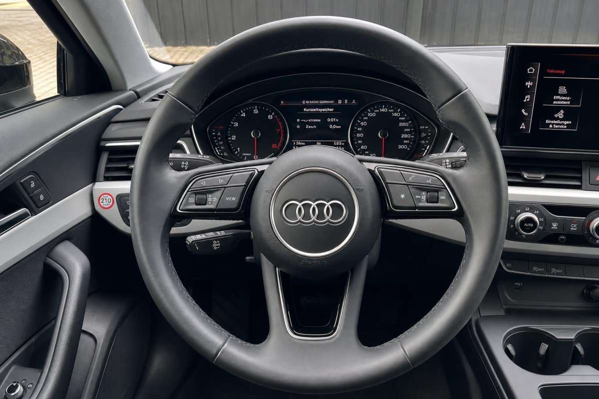 Fahrzeugbild eines Audi A4