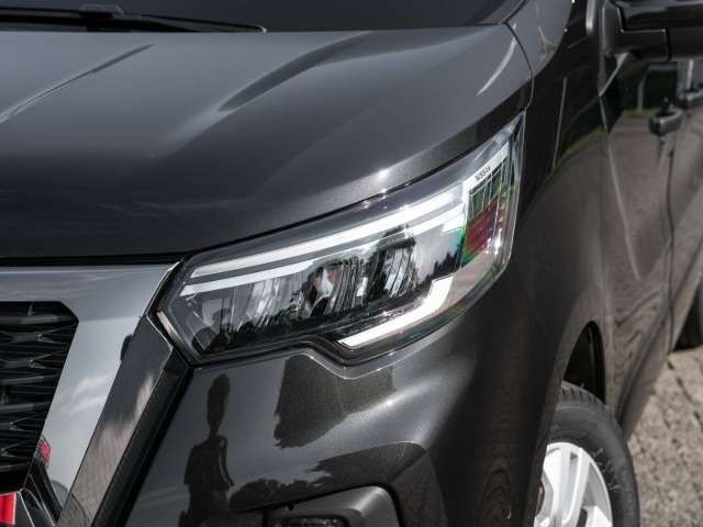 Fahrzeugbild eines Nissan Primastar