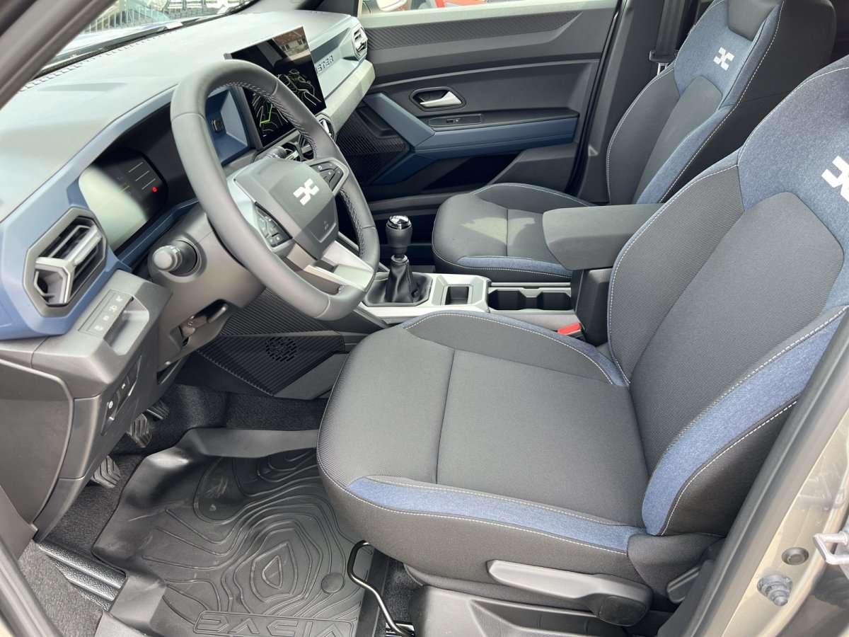 Fahrzeugbild eines Dacia Duster