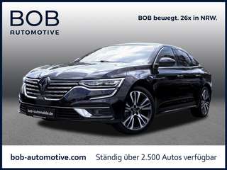 Schräge Frontansicht auf einen Renault Talisman , freigestellt