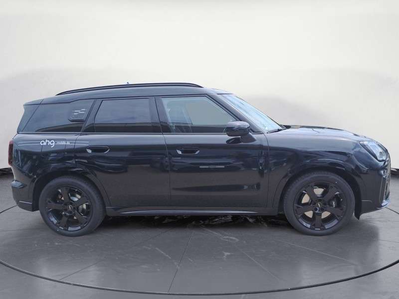 Fahrzeugbild eines MINI Countryman