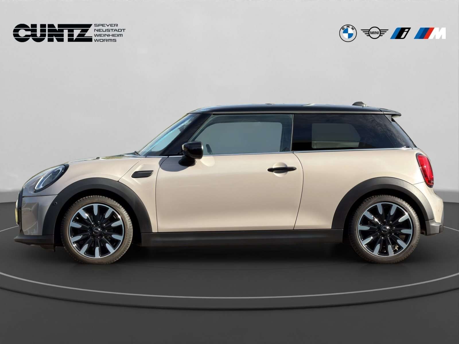 Fahrzeugbild eines MINI COOPER