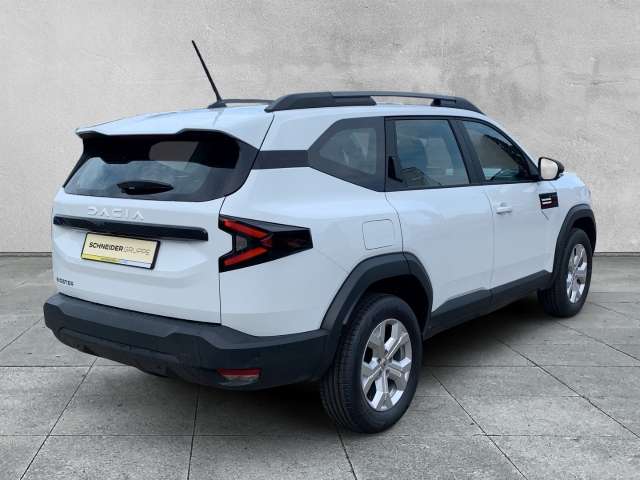 Fahrzeugbild eines Dacia Bigster