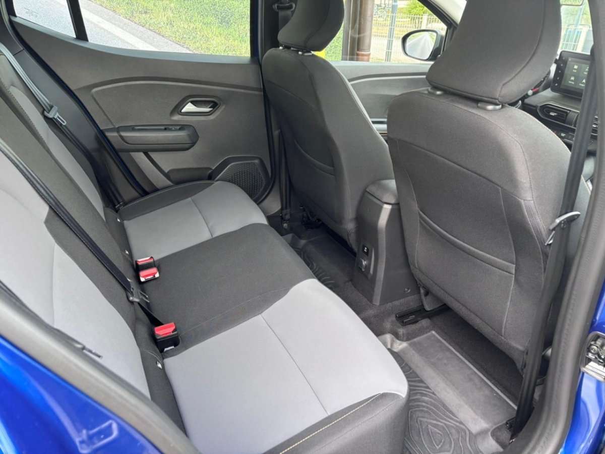 Fahrzeugbild eines Dacia Sandero
