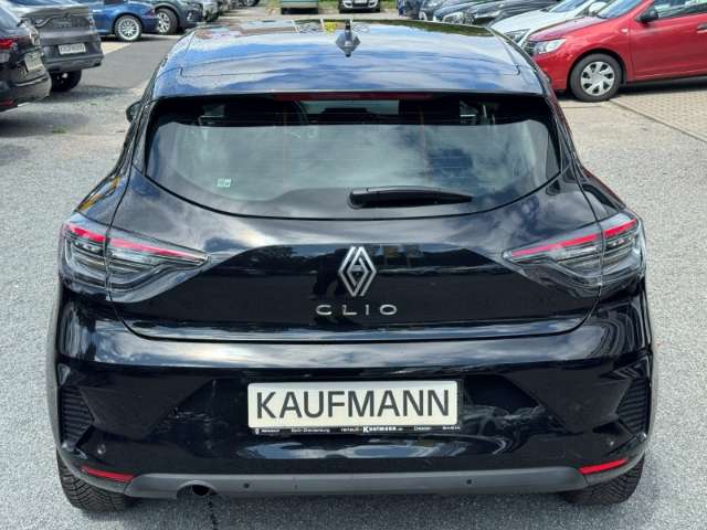 Fahrzeugbild eines Renault Clio