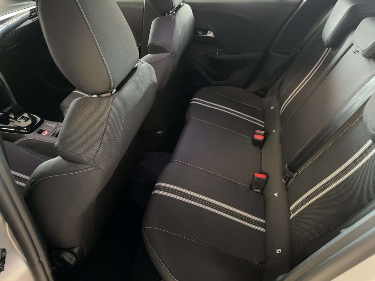 Fahrzeugbild eines Opel Corsa