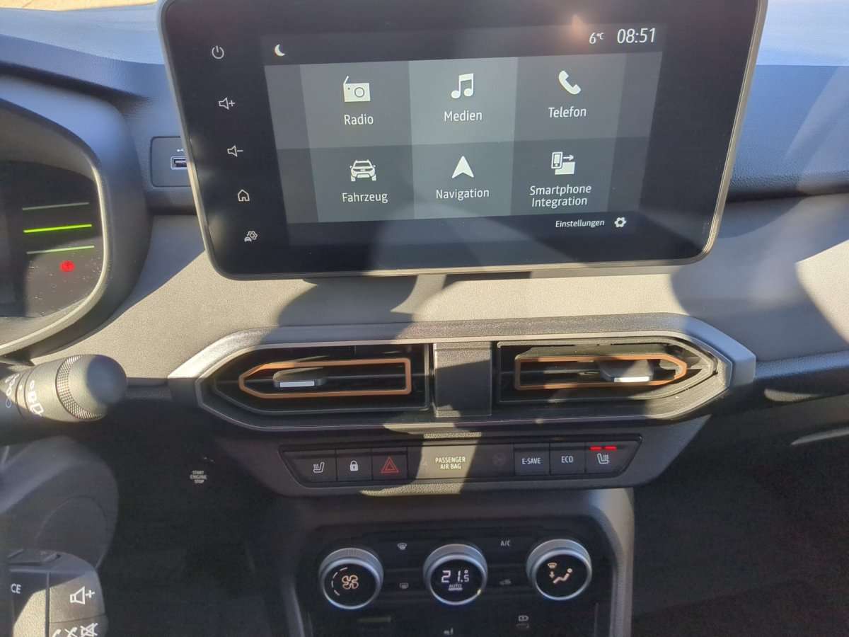 Fahrzeugbild eines Dacia Jogger