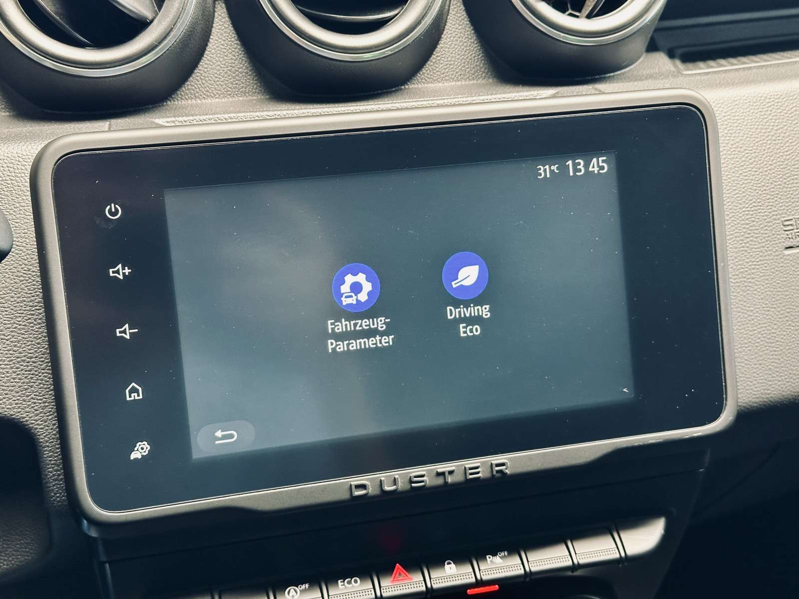 Fahrzeugbild eines Dacia Duster