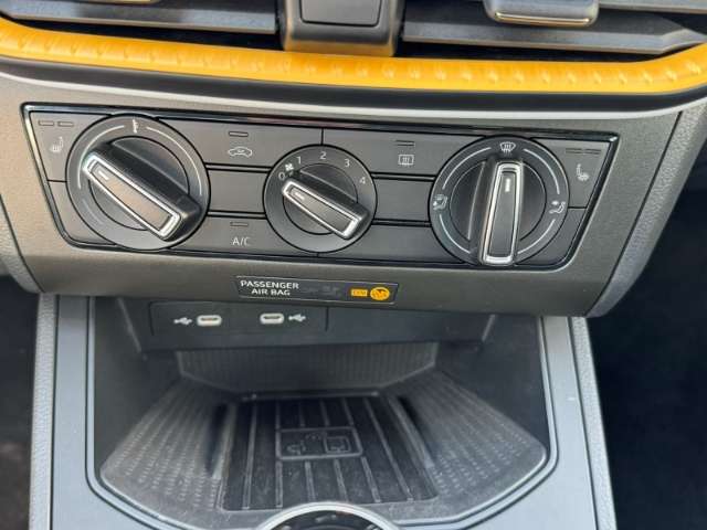 Fahrzeugbild eines SEAT Ibiza