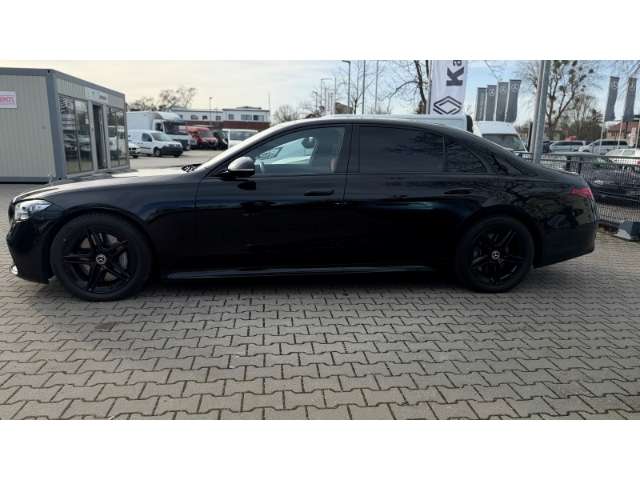 Fahrzeugbild eines Mercedes-Benz S-Klasse