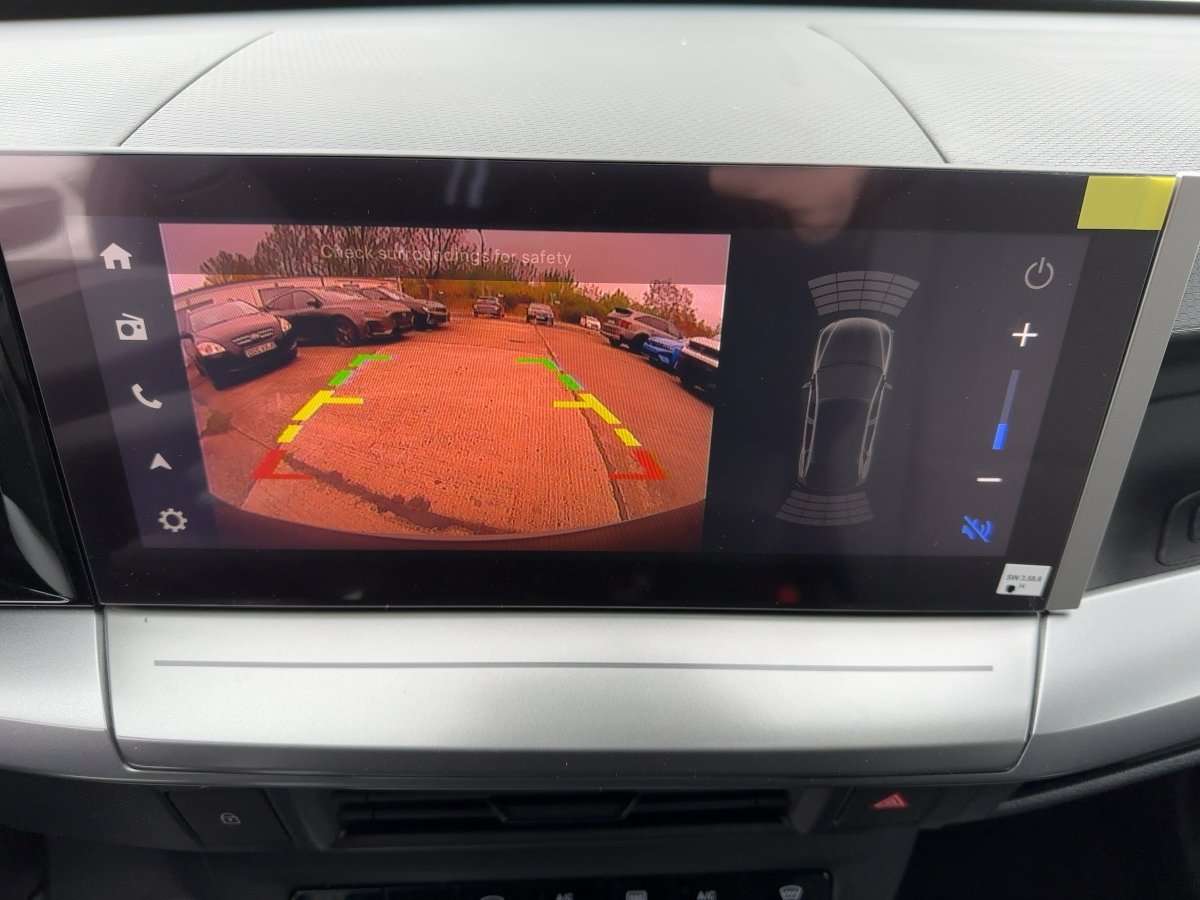 Fahrzeugbild eines Opel Frontera