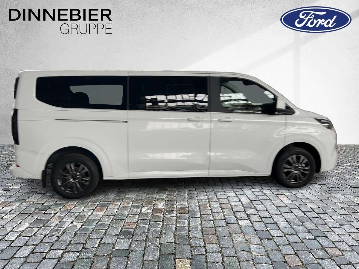 Fahrzeugbild eines Ford Tourneo Custom