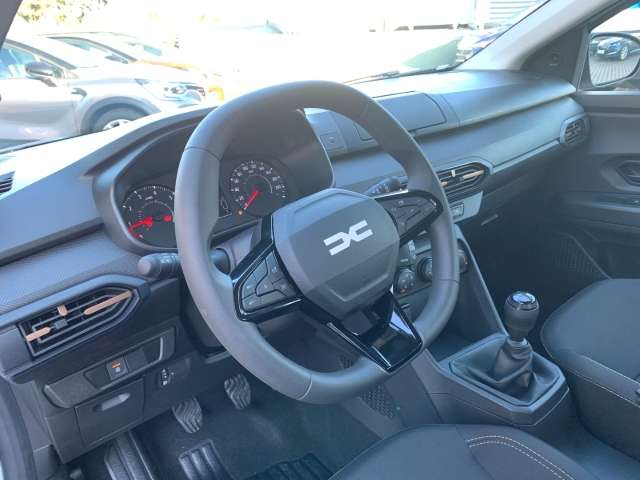 Fahrzeugbild eines Dacia Sandero