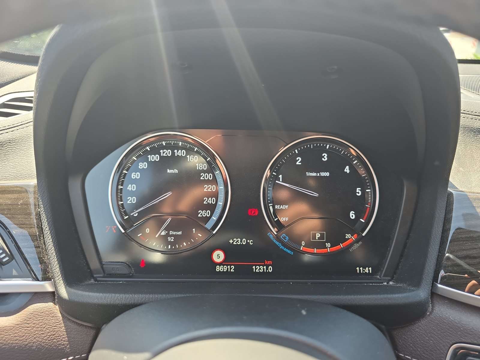 Fahrzeugbild eines BMW X1