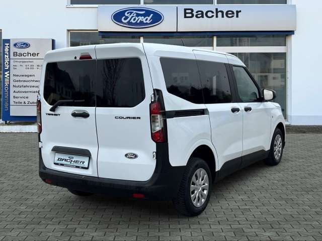 Fahrzeugbild eines Ford Transit Courier