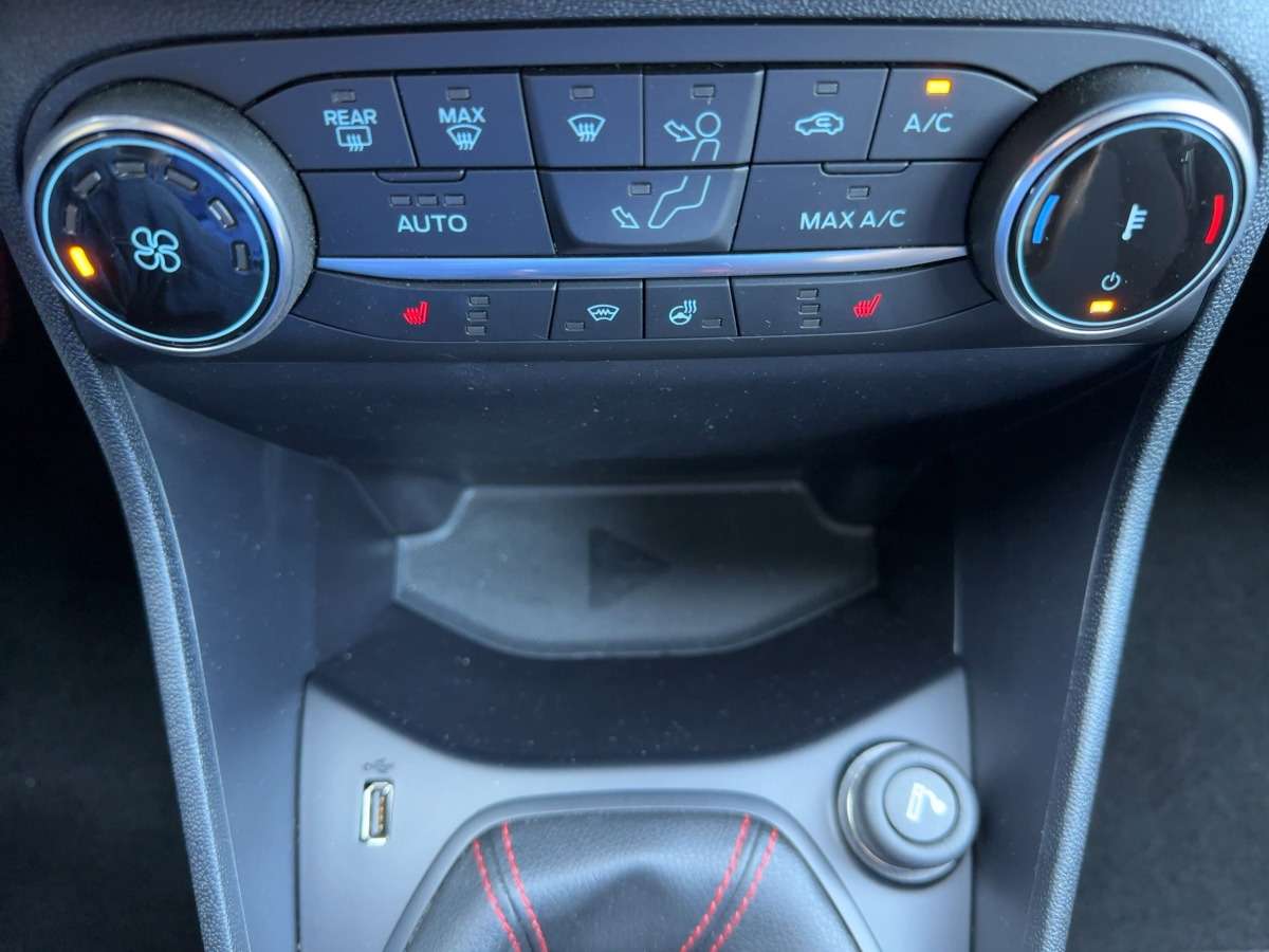 Fahrzeugbild eines Ford Fiesta