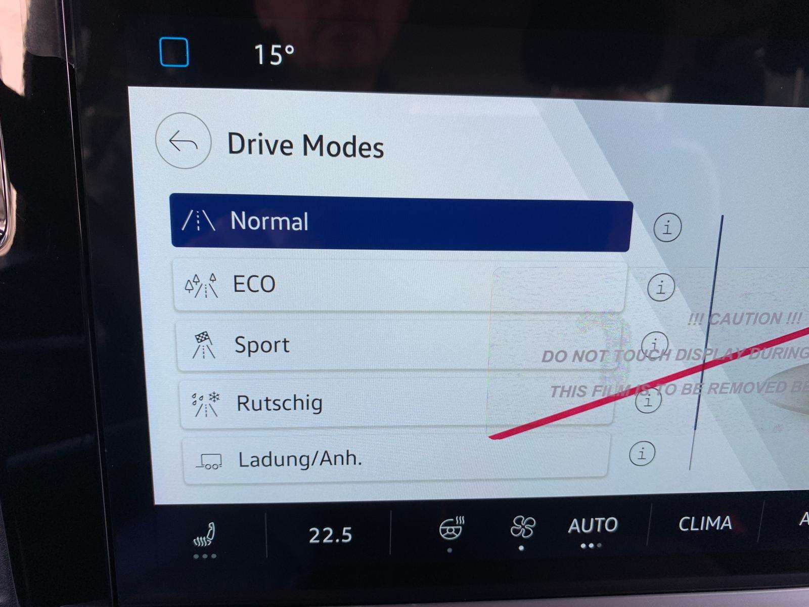 Fahrzeugbild eines Volkswagen Caravelle