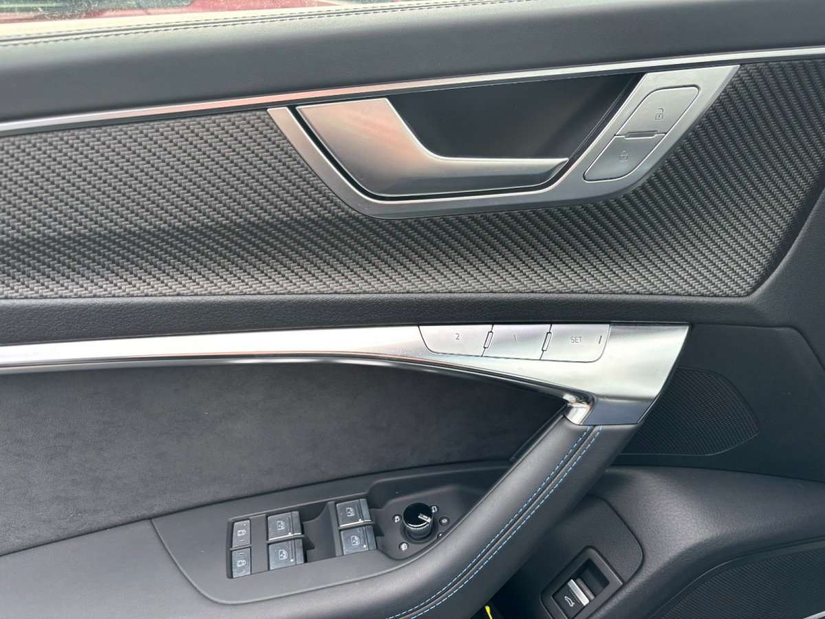 Fahrzeugbild eines Audi RS6