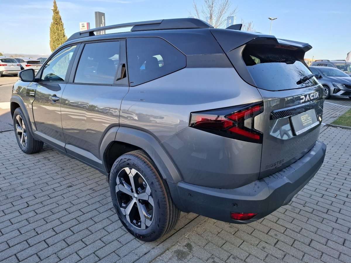 Fahrzeugbild eines Dacia Bigster