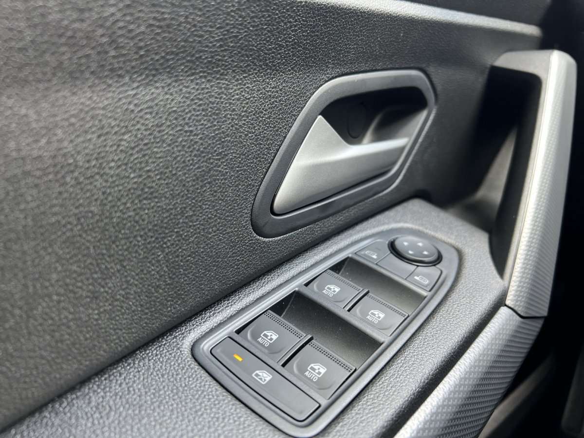 Fahrzeugbild eines Dacia Duster
