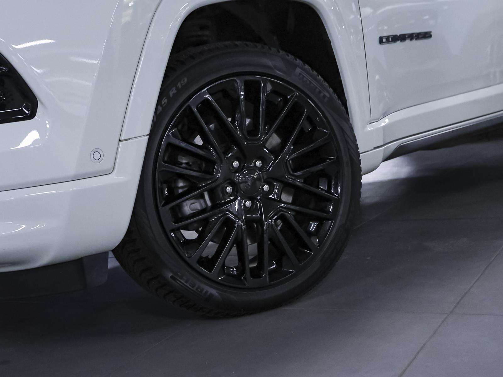 Fahrzeugbild eines Jeep Compass